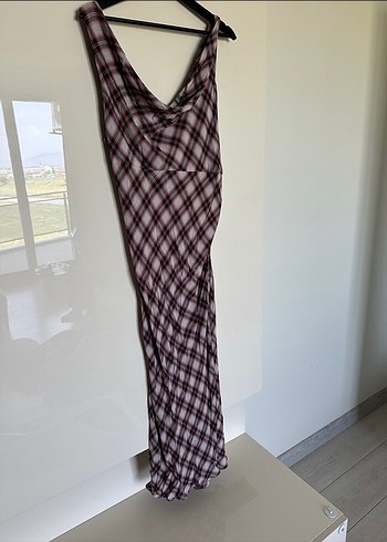 Bordo Drapeli Uzun Askılı Elbise