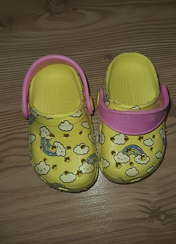 LC Waikiki Kız bebek terlik