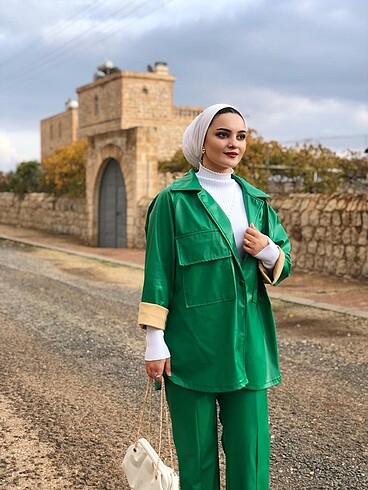 Tesettür takım