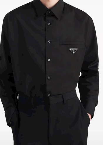 Prada Siyah Minimalist Uzun Kollu Gomlek