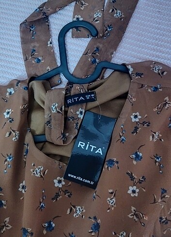 Rita elbise iç astarı vardır tamm yazlık sezon.