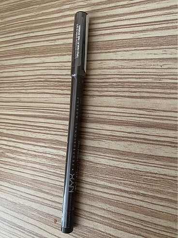 Nyx eyeliner göz kalemi
