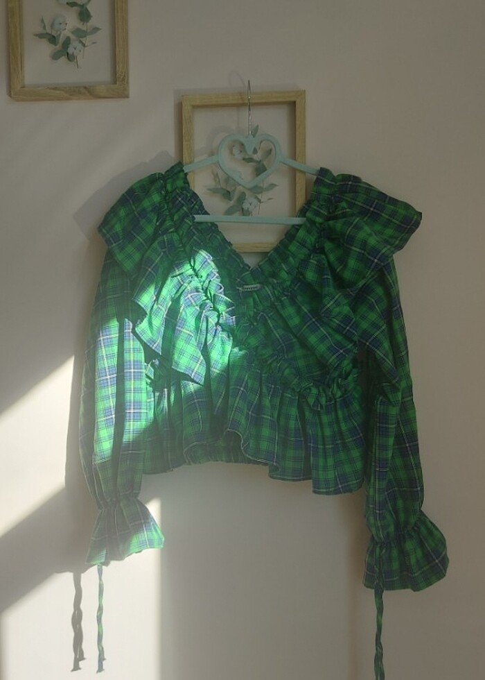 Crop blus - Görsel 2