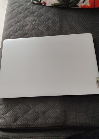 ideapad 1 Celeron N4120-4GB-128GB 15.6 Notebook 82V7005MTX