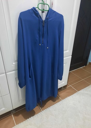 Mavi Kapüşonlu Salaş Midi Tunik