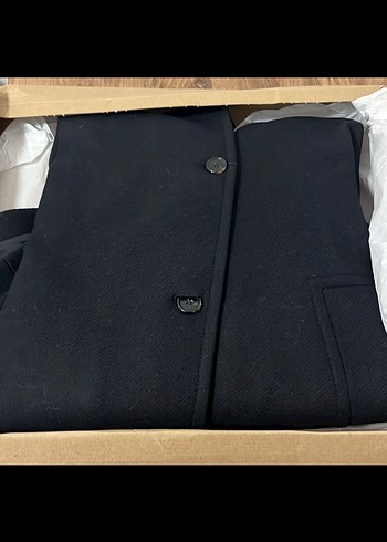 Düğmeli Siyah Mini Kadın Kaban - Görsel 2