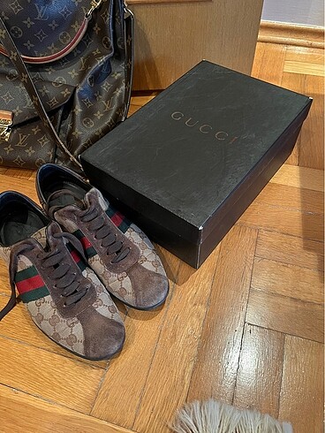 37 Beden kahverengi Renk Orjinal Gucci kahverengi suet sneaker-37 numara