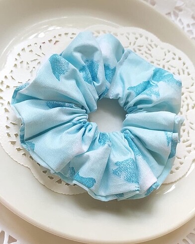 Beden Mavi scrunchie