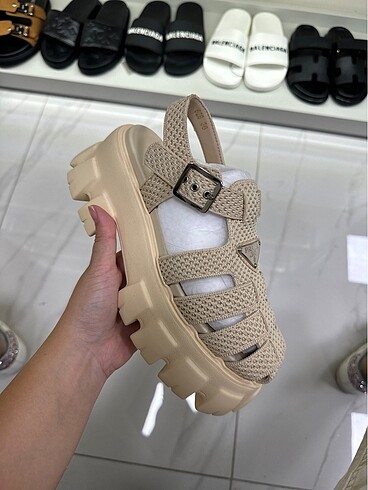 Prada sandalet