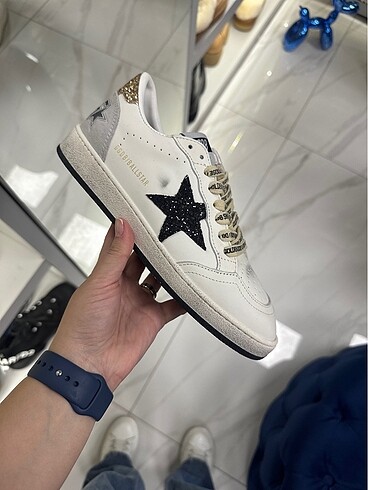 Golden goose