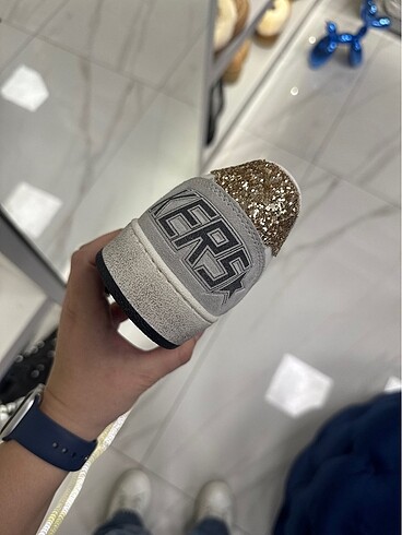 40 Beden beyaz Renk Golden goose