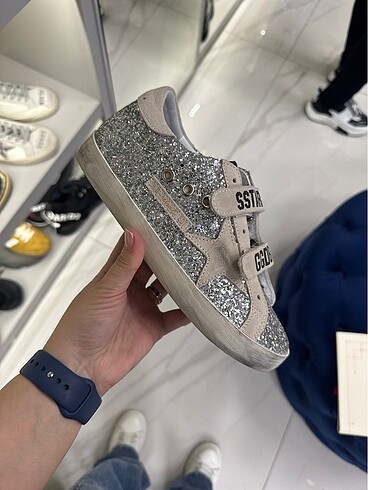 Golden goose