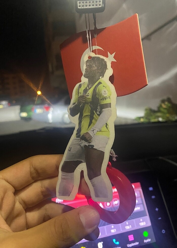 Allan Saint Maximin Sakızlı Araç Kokusu - Görsel 2