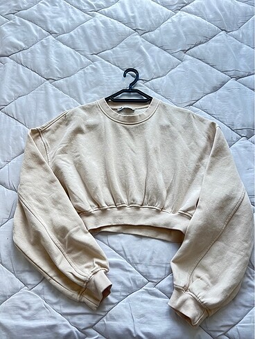 Zara sweat