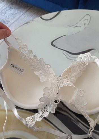 Beyaz Minimalist Midi Sütyen - Görsel 2