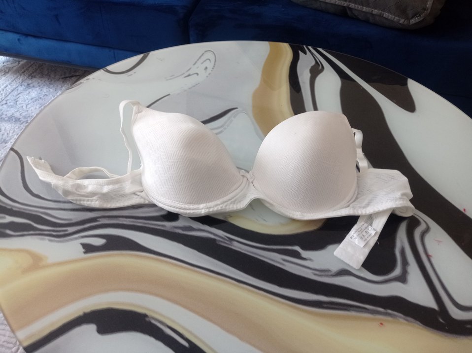 Beyaz Minimalist Midi Sütyen - Görsel 3