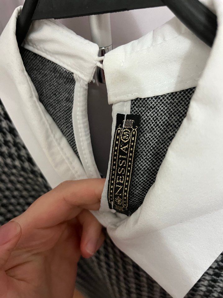 Gri Kareli Triko Midi Elbise - Görsel 3