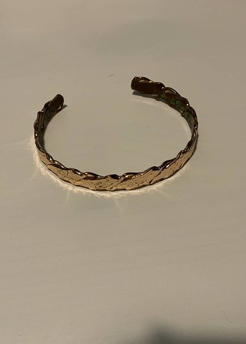 Zincir Detaylı Yılan Desenli Altın Bilezik - Görsel 2