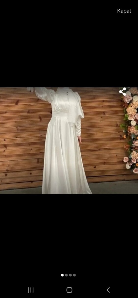 Beyaz Uzun Kollu Drape Detaylı  saten elbise 36.38 beden uymlu - Görsel 2