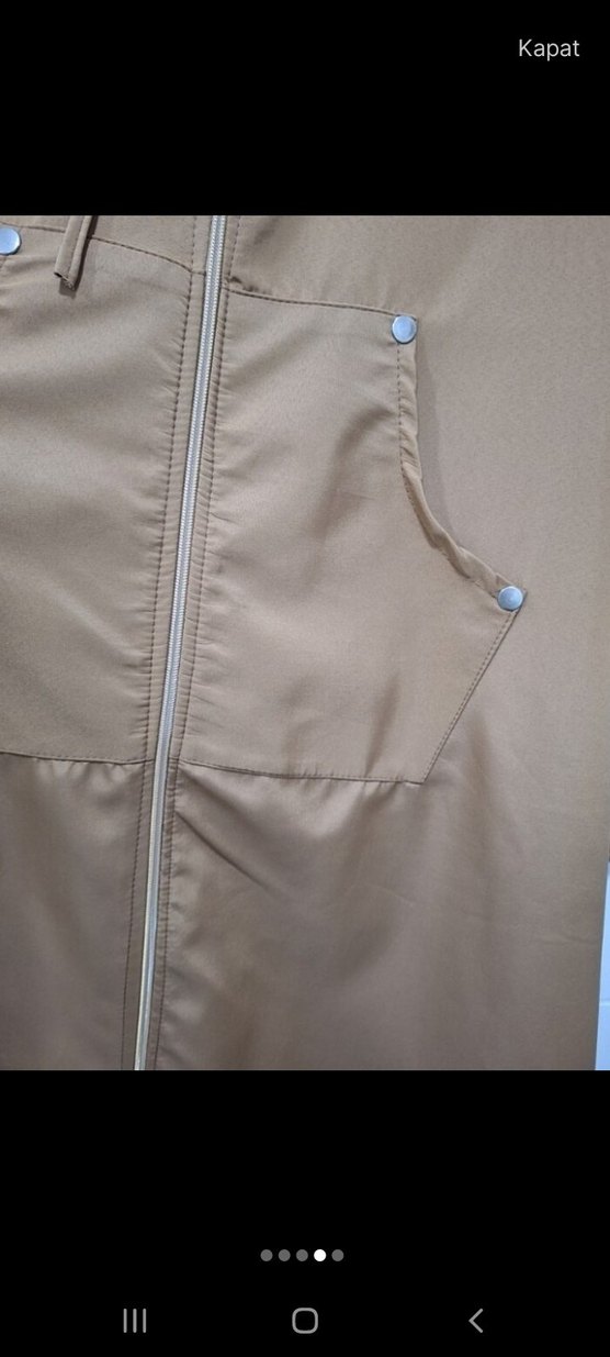 Bej Uzun Kadın Trençkot
Fermuarlı yeniden farksız - Görsel 4