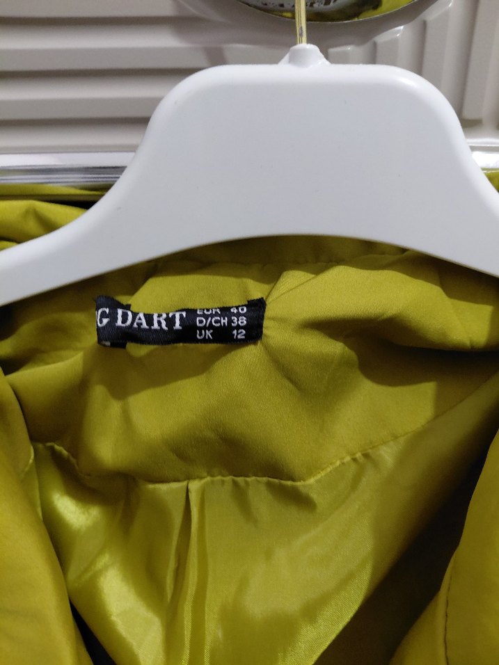 yeşil Uzun Kuşaklı Kadın Yağmurluk - Görsel 2