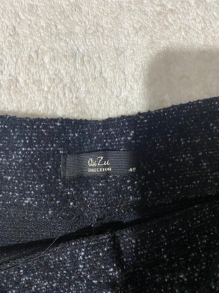 Gri Mini Etek, Volan Detaylı, pileli kışlık - Görsel 3