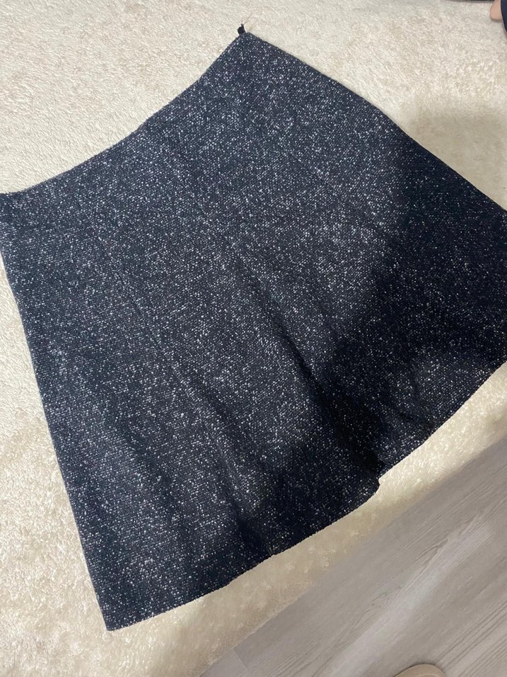 Gri Mini Etek, Volan Detaylı, pileli kışlık - Görsel 2