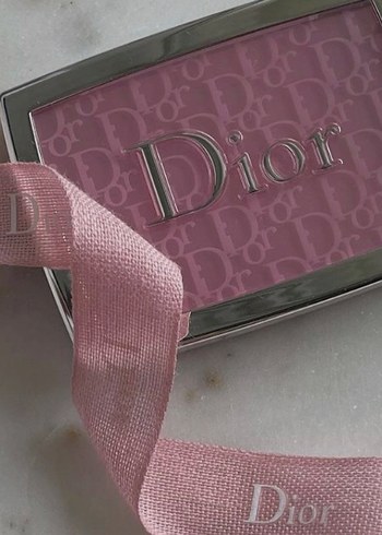 Beden Dior Backstage Rosy Glow Allık