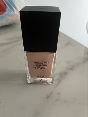 Nars Nars Light Reflecting Fondöten