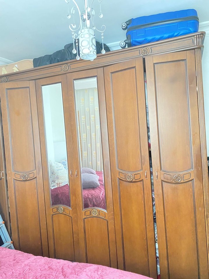 6 kapılı 2 aynalı Ankara Dolabı Taş Gibi - Görsel 2