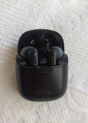 Jbl Bluetooth kulaklık 