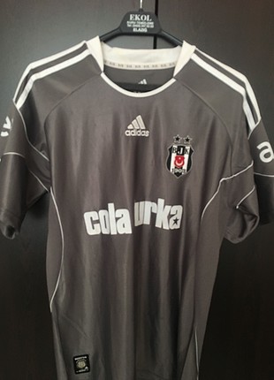 Adidas Lisanslı ürün