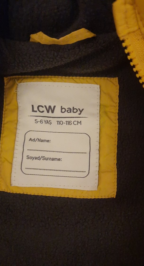 Sarı Kapüşonlu Erkek Çocuk Mont - Görsel 2