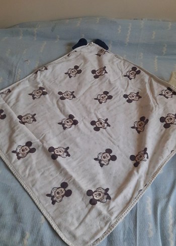 Kapüşonlu Gri Baskılı Çocuk havlusu - Görsel 3