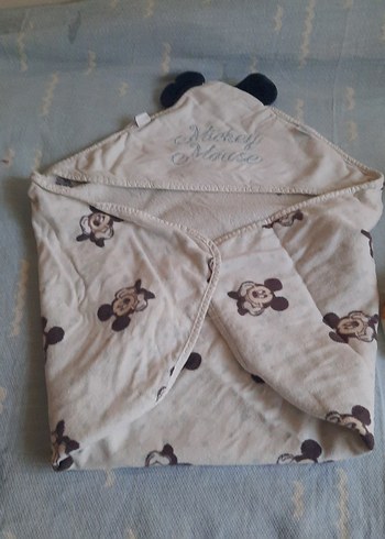 Kapüşonlu Gri Baskılı Çocuk havlusu - Görsel 2