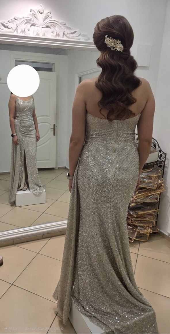 Yılan Desenli Straplez Uzun Abiye Elbise - Görsel 2