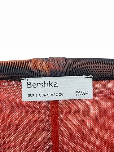 s Beden çeşitli Renk Bershka Tayt / Spor taytı %70 İndirimli.