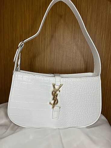 YSL çanta