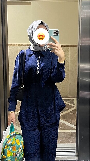 Lacivert takım