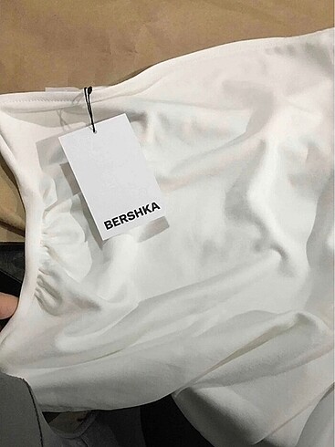 Bershka Bershka bandeu crop straplez üst