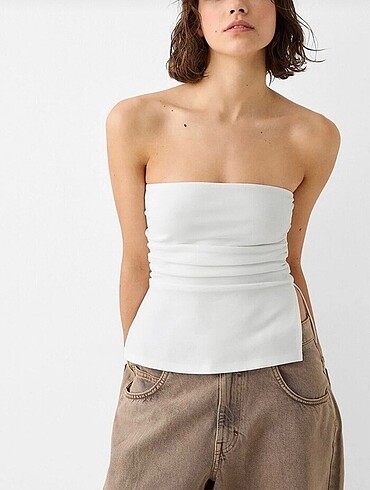 Bershka crop bandeu straplez beyaz üst