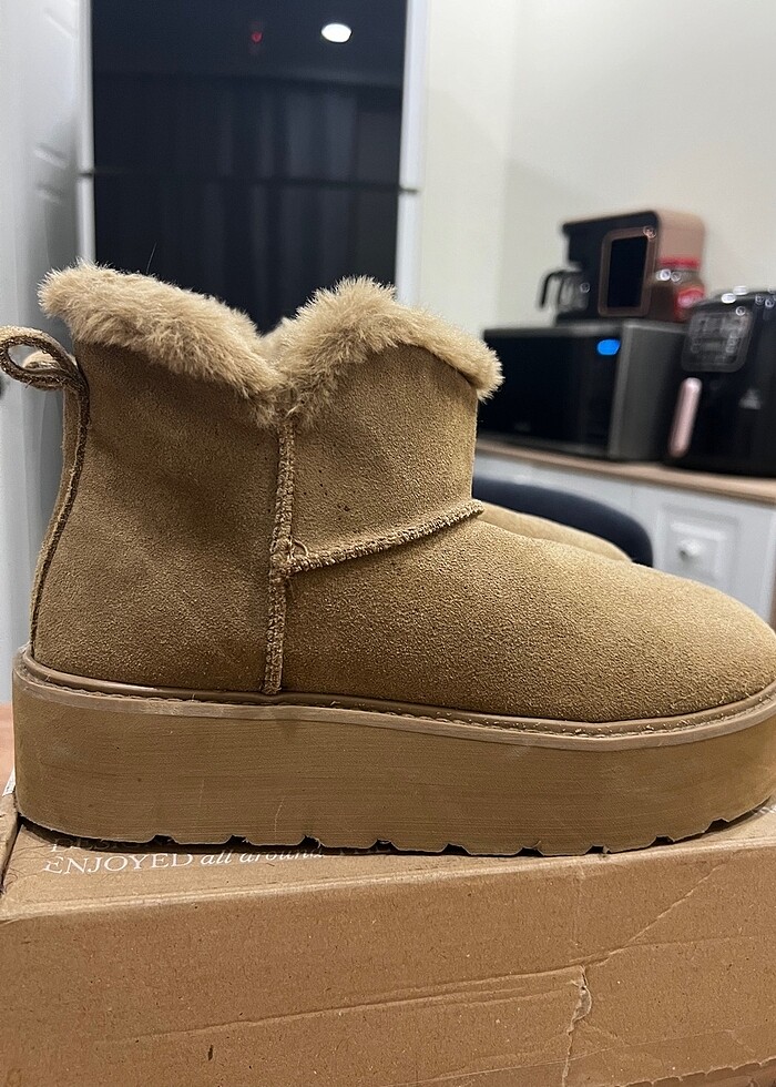 Oysho Ugg Bot - Görsel 3