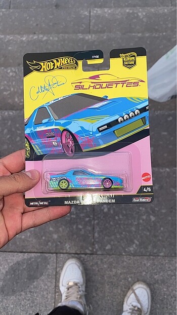Silhouettes set hot wheels