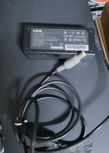 slink marka sarı grı uçlu lenovo 20 volt 3.25 amper adaptör