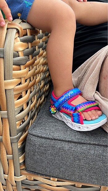 Skechers ışıklı sandalet