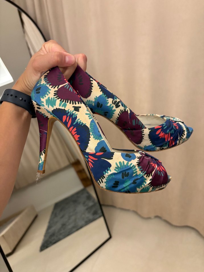 Zara topuklu ayakkabı - Görsel 2