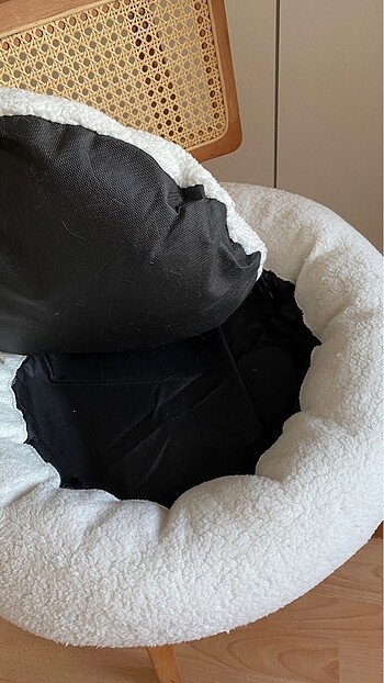  Beden Renk Kedi yatağı