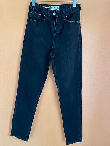 Mango Mom Jean
