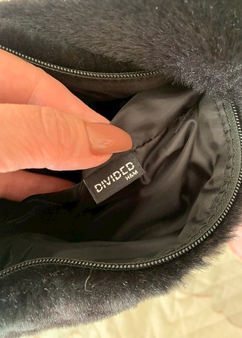 H&M Siyah Peluş Kadın Omuz Çantası