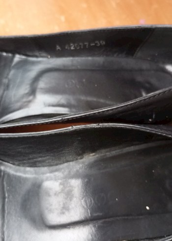 Kadın Siyah Topuklu Klasik Ayakkabı - Görsel 3